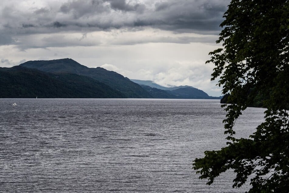 Loch Ness set for biggest monster hunt in decades