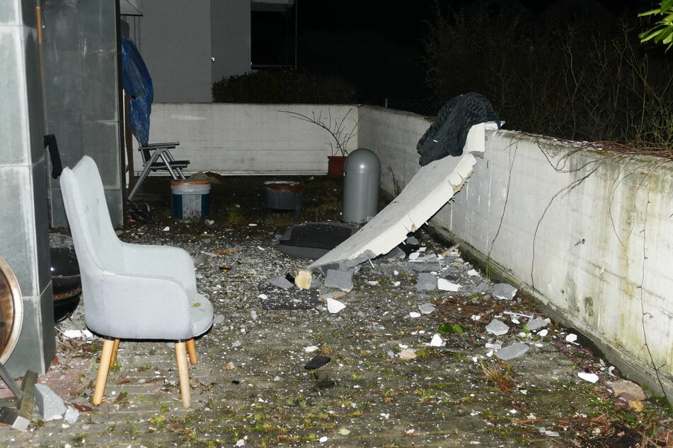 Durch die Explosion wurde das Gebäude zwar stark beschädigt, einsturzgefährdet ist es laut dem Experten aber nicht.