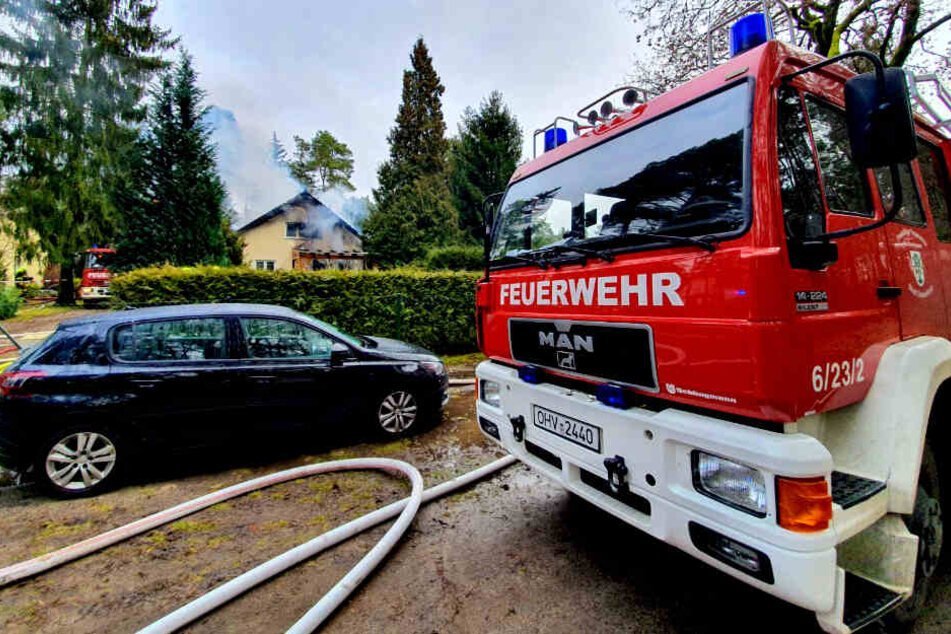 In einem Haus in Oranienburg ist am Mittag ein Feuer ausgebrochen.