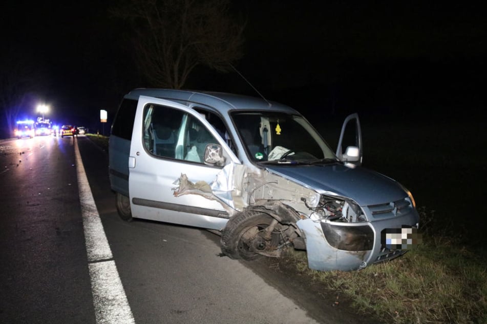 Das Auto des Verursacher landete im Straßengraben.