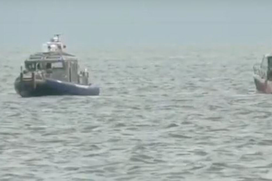 Der Lake Michigan. Rettungskräfte und die Marineeinheit sammelten die kleine Laila ein.