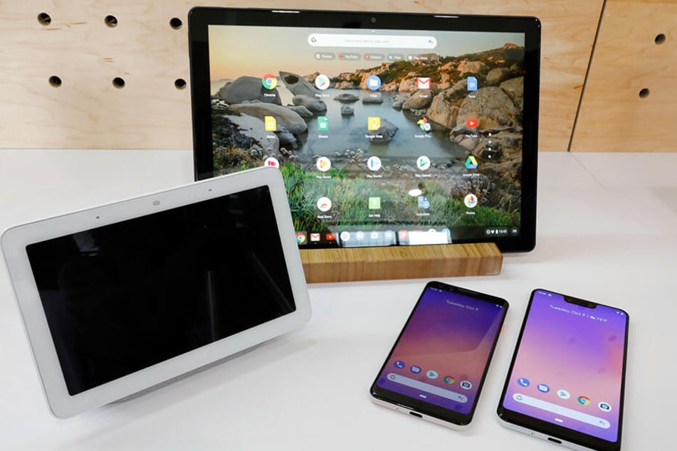 Google Home Hub, Pixel Slate und zwei neue Smartphones. Google will sich mit neuen Smartphones und einem Display fürs vernetzte Zuhause als Gerätehersteller etablieren und dabei seine Stärken bei künstlicher Intelligenz ausspielen.