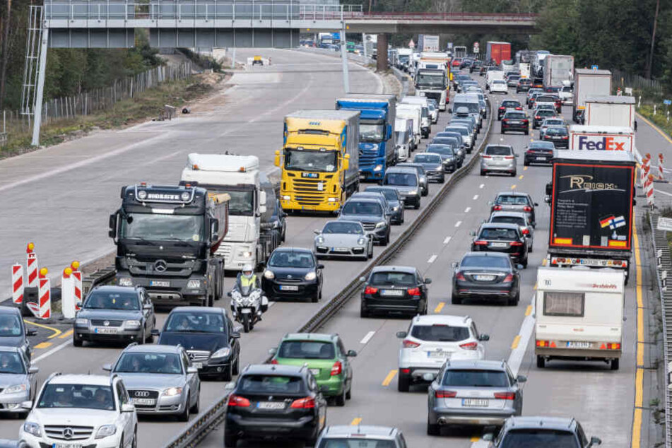 2020 soll auf bayerischen Autobahnen viel gebaut werden. (Symbolbild)