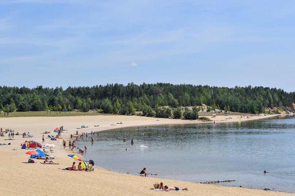 Keine Lust auf Schifffahrt? Baden bleibt am See nach wie vor möglich. (Archivfoto)