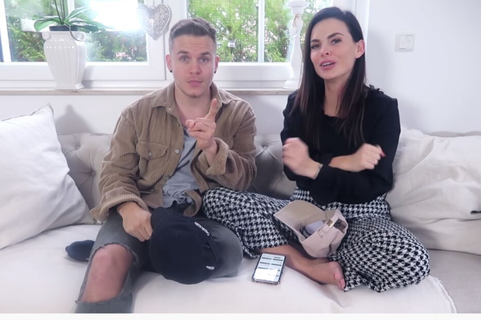 In einem YouTube-Video beantworten Denisé Kappés (29) und Henning Merten (30) die Fragen ihrer Fans.
