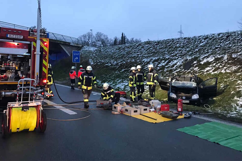 Die Frau musste aus ihrem Auto befreit werden.