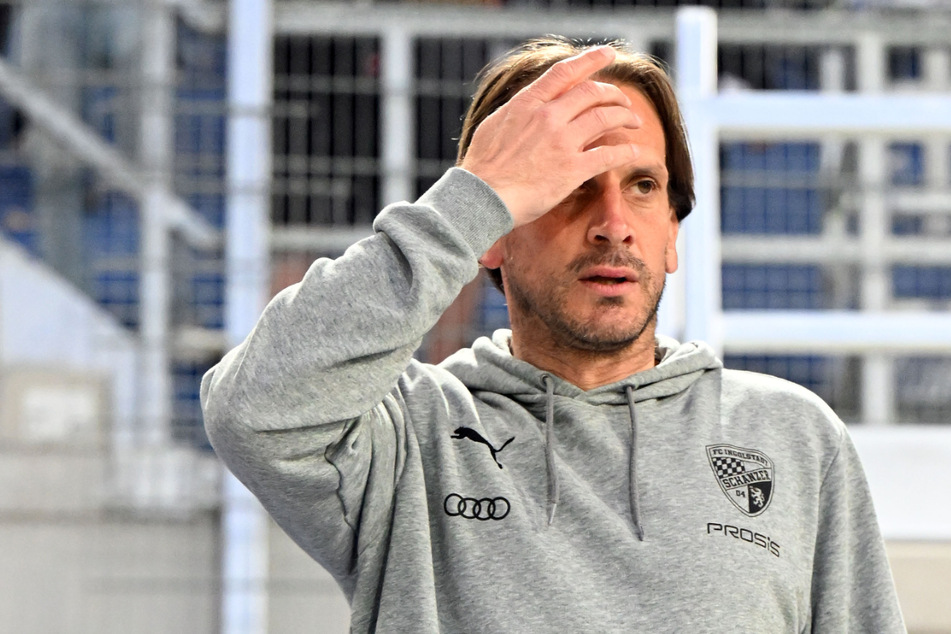 Trainer Rüdiger Rehm (43) übernahm während der Saison, konnte die Schanzer jedoch nicht von einem Abstiegsplatz wegführen.