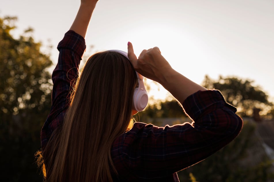 Bei den Silent Disco-Events hört man die Musik gemeinschaftlich über Kopfhörer. (Symbolbild)