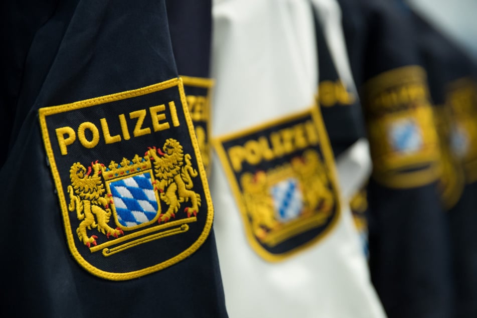 SPD fordert einen konkreten Plan, wie in Bayern die angekündigte Schaffung neuer Polizei-Stellen erreicht werden soll.