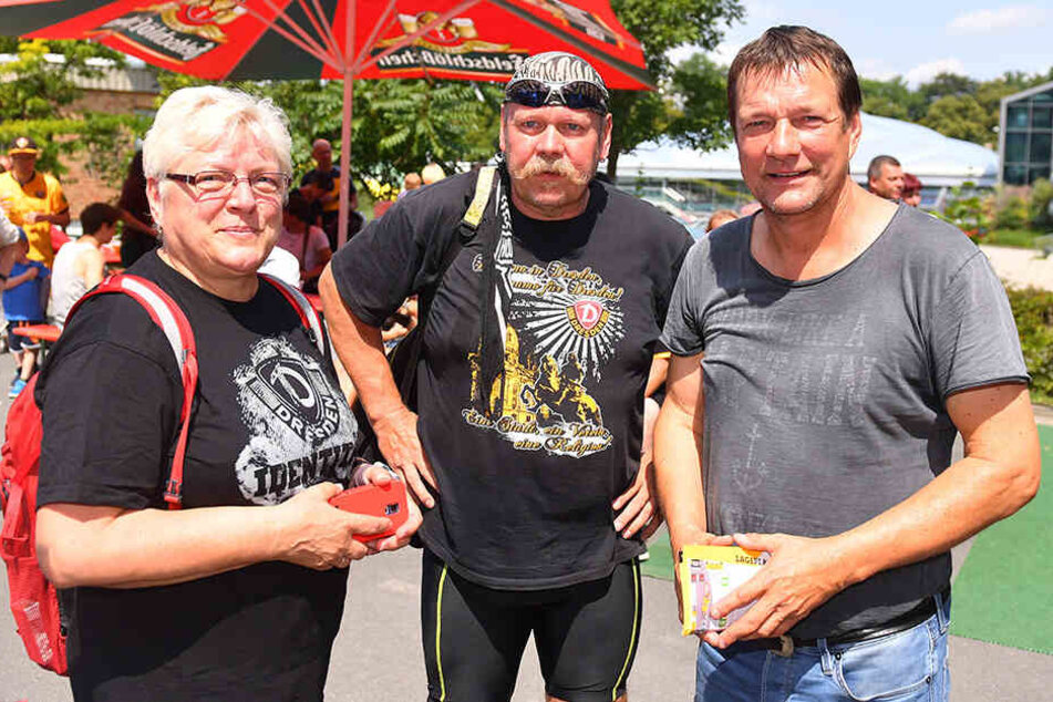 Ex-Dynamo-Torjäger Torsten Gütschow (r.) schaute bei der Saisoneröffnung vorbei.