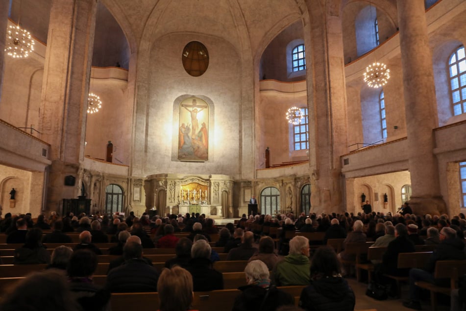 In der Kreuzkirche können trotz Abstandsregelung 841 Hope-Gäste dem Jubiläumskonzert beiwohnen.