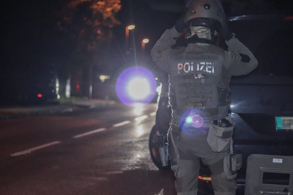 Das SEK vor Ort beim Einsatz in Sulzbach.