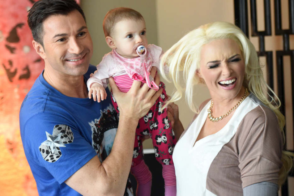Glückliche Familie: Lucas Cordalis und Daniela Katzenberger mit Tochter Sophia.