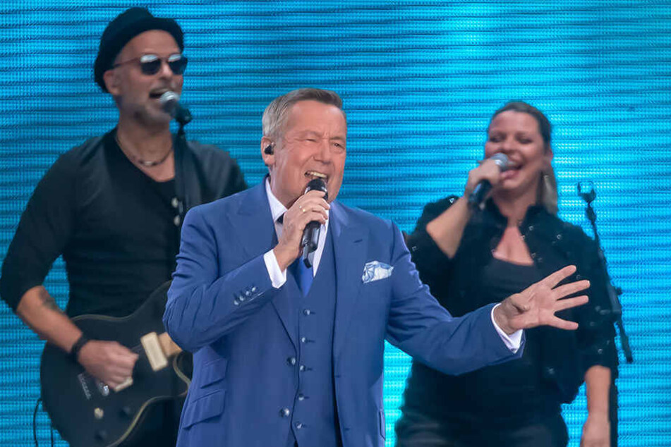 Zum dritten Mal gab Roland Kaiser auf dem Hartmannplatz seine Hits zum Besten. Die "Kaiser-Arena" war erstmals ausverkauft.