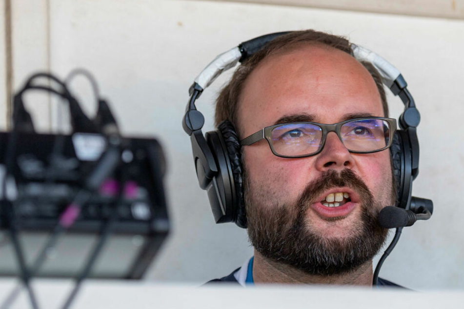 Christian Piwarz ist Sächsischer Staatsminister für Kultus und leidenschaftlicher American-Football-Fan. Er kommentierte für den Sender Sport1 das Viertelfinalspiel der Dresden Monarchs.