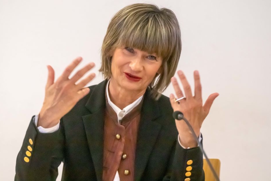 Oberbürgermeisterin Barbara Ludwig (56, SPD) hat Versäumnisse beim Thema Bürgerbeteiligung eingeräumt.