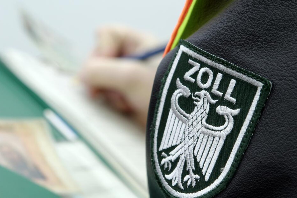 Der Zoll schaut genauer hin: Für manche Waren gelten Einfuhrbeschränkungen und Verbote.