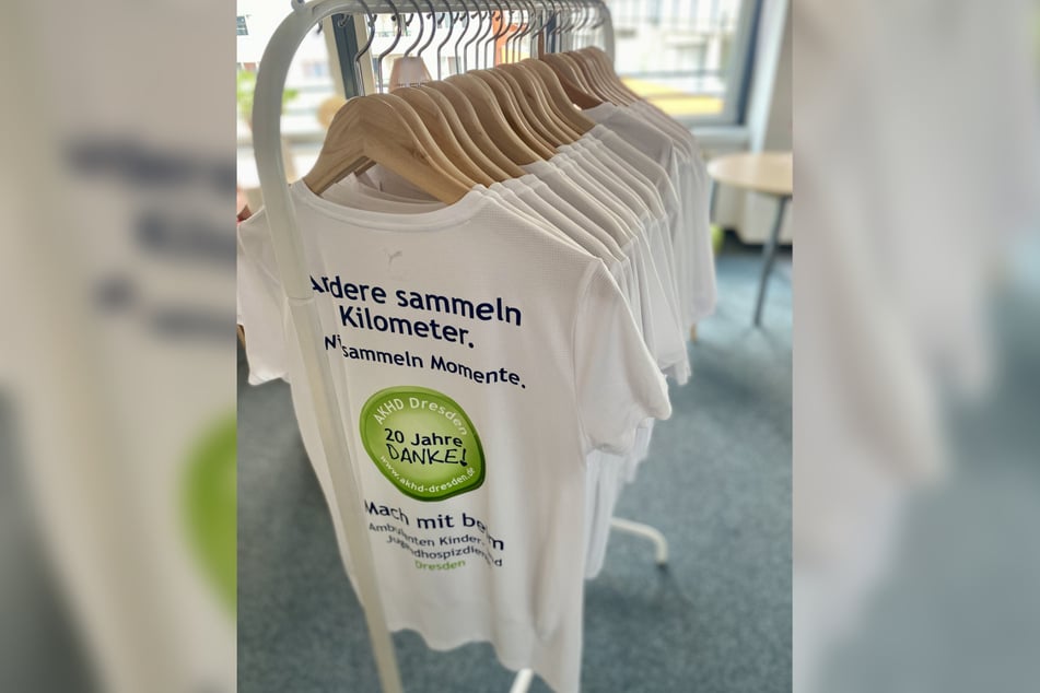 Mit besonderen T-Shirts werden die AKHD-Läufer kaum zu übersehen sein.