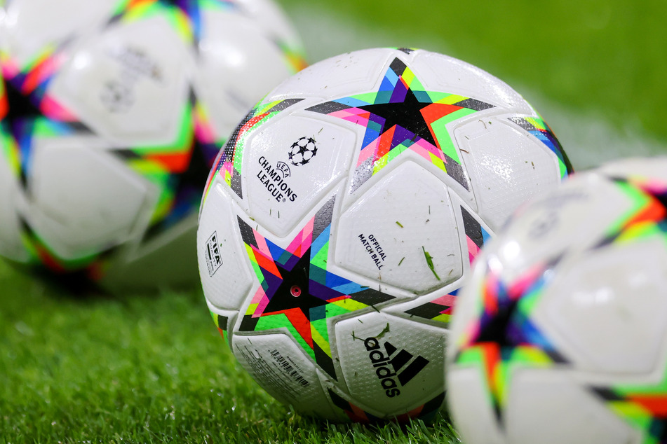 Der Champions-League-Ball rollt künftig auch beim neuen Free-TV-Sender DF1.