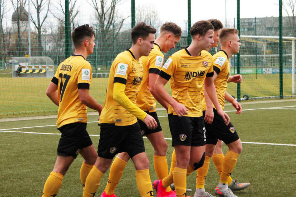 Dynamo Dresdens U19 schoss am Ende einen deutlichen und verdienten 5:2-Erfolg gegen den 1. FC Magdeburg heraus.