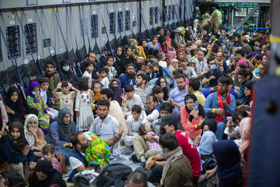 Afghanistan-Krise: Jetzt auch 35 Ortskräfte und Angehörige in Berlin eingetroffen