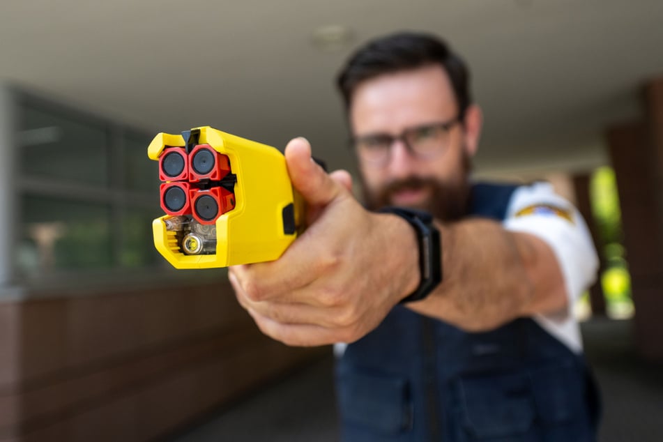 Der Einsatz von Tasern ist weiterhin nur Spezialkräften der sächsischen Polizei vorbehalten.