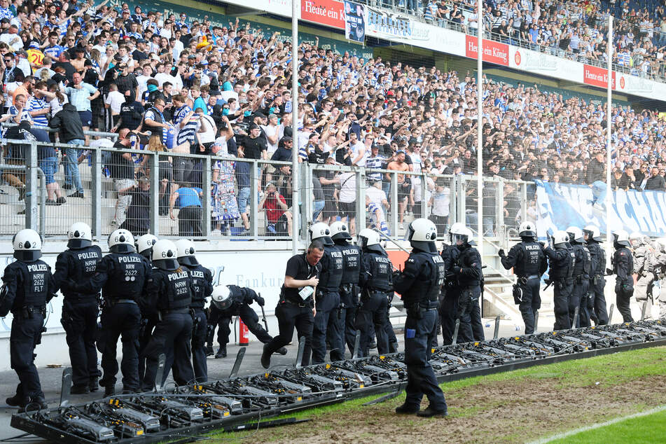 Die Polizei musste einschreiten.