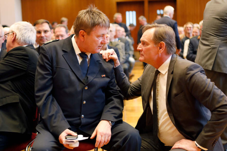 Zwei, die sich nicht immer so "grün" waren: Bernd Merbitz und Leipzigs OB Burkhard Jung (60, SPD) bezeugten sich am Freitag gegenseitig Respekt.