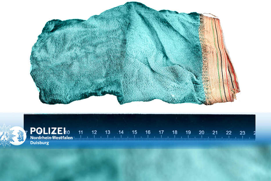 Wer kann Hinweise zu diesem Beutel geben?