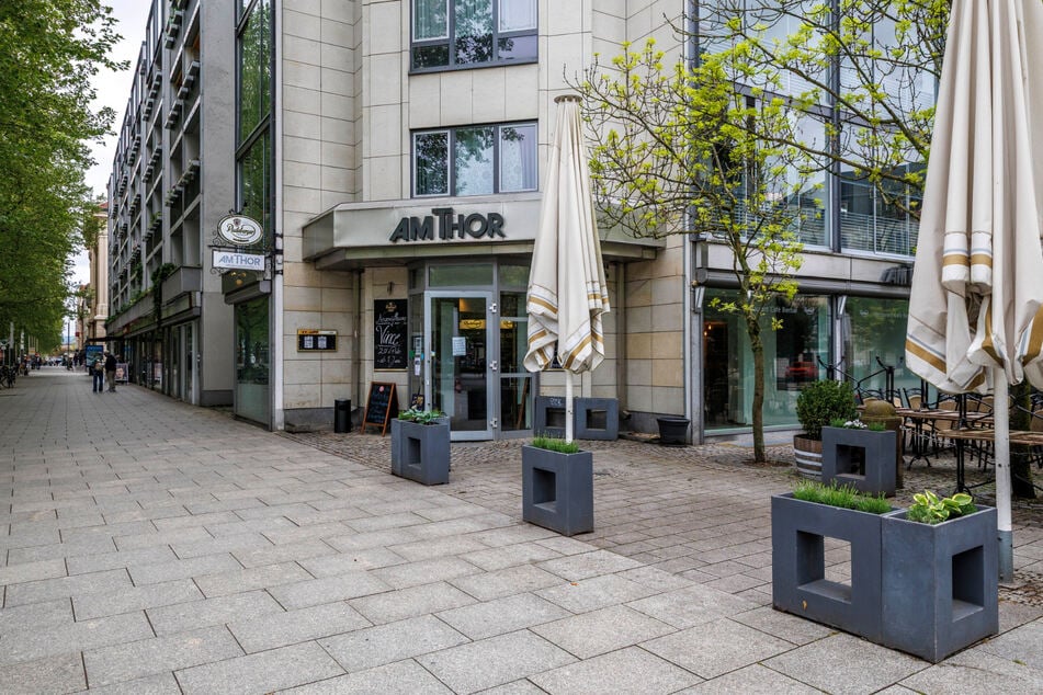 Auf der Hauptstraße, kurz vorm Albertplatz, öffnet am 1. Juni der Twenties-Pub "Am Thor - Vince" seine Türen.