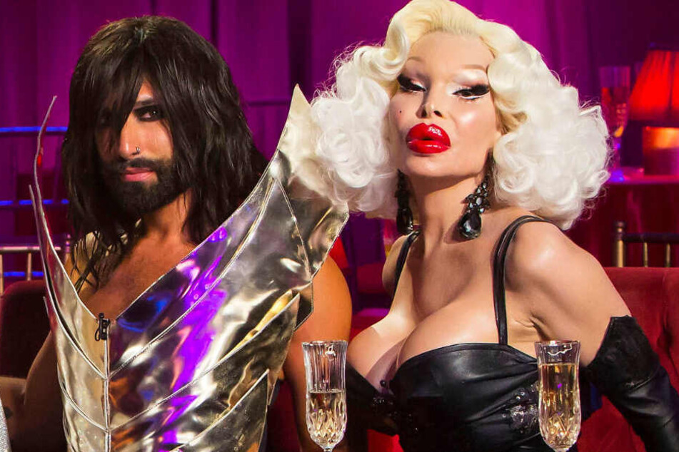 Alles fest im Blick: Conchita Wurst und Gast-Jurorin Amanda Lepore