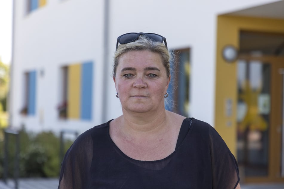 Auch die besorgte Mutter Sandra Uschner (45) setzt sich für den Erhalt der Lehrerin ein.