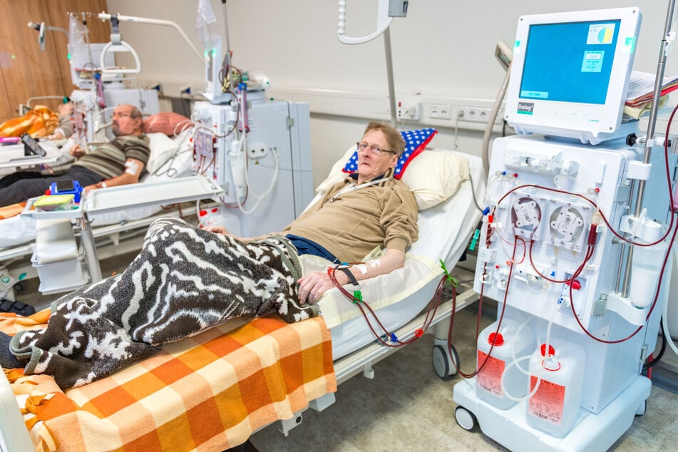 Bei fortschreitendem Nierenversagen bleibt oft nur die Dialyse. Die Zahlen der Erkrankten in Sachsen steigt.