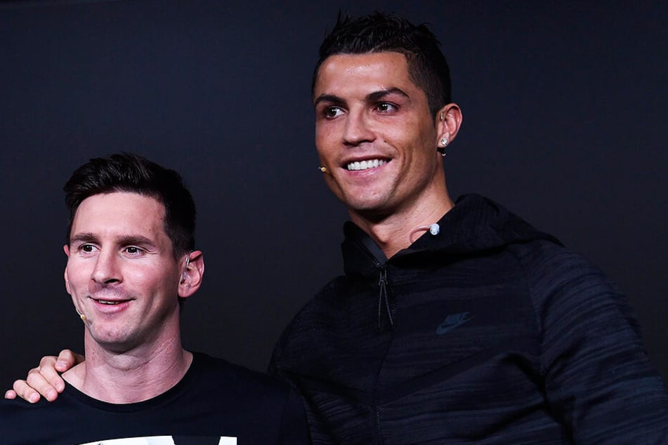 Lionel Messi (l.) und Cristiano Ronaldo bald gemeinsam in einer Mannschaft?