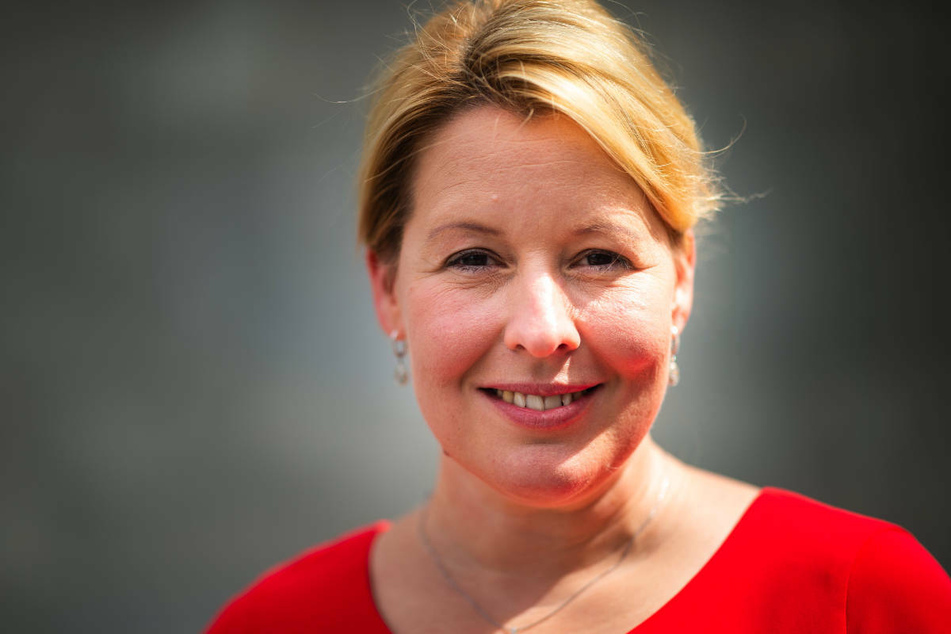 Auch im Fall steigender Corona-Zahlen hält Berlins SPD-Vorsitzende Franziska Giffey (43) das Instrument des Corona-Lockdowns für überholt.