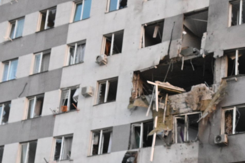 Ukraine-Krieg: Toter und Verletzte nach Drohnenattacke auf Wohnhaus