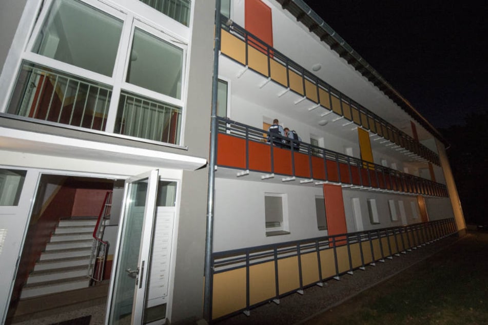 Aus dem ersten Stock dieses Wohnkomplexes wurden die Schüsse abgefeuert.