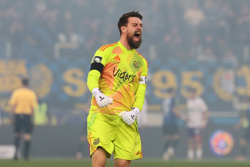 Phillip Menzel (26) und der 1. FC Saarbrücken wollen über die Relegation noch in die 2. Liga.