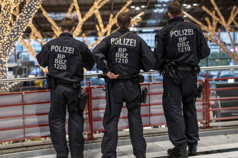 Die erhöhten Sicherheitsmaßnahmen sollen nun schrittweise zurückgefahren werden.