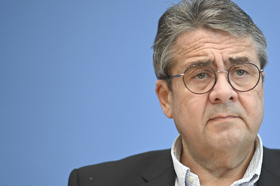 Ukraine-Krieg: Ex-Außenminister Gabriel verteidigt Steinmeier