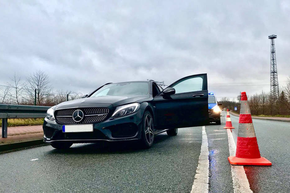 Der mutmaßliche Autodieb wurde auf der B 99 in Richtung Hagenwerder geschnappt.