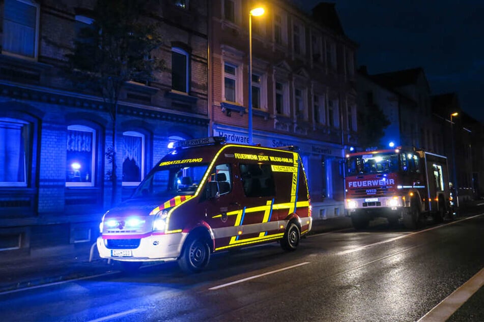 Die Mieterin und ihre beiden Kinder wurden vom Rettungsdienst behandelt.