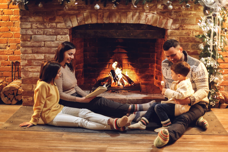 Weihnachtszeit ist Familienzeit. Doch viele Familien sorgen sich dieses Weihnachtsfest um steigende Kosten, die Bildung ihres Kindes und die Vereinbarkeit von Berufsalltag und Familienleben.