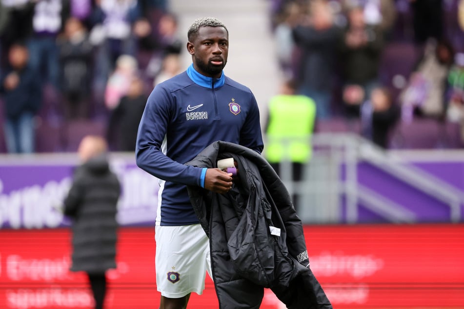 Aue-Spieler Jamilu Collins (31) zog sich gegen Essen einen Muskelfaserriss zu.