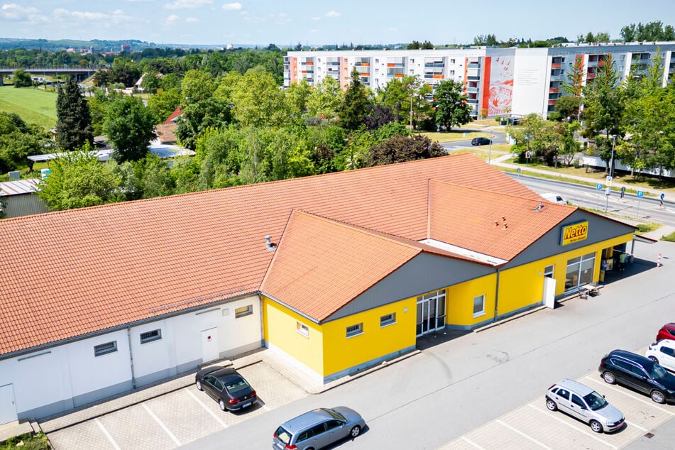 Wieder übers Dach! Einbrecher nehmen zum vierten Mal Pirnaer Netto ins Visier