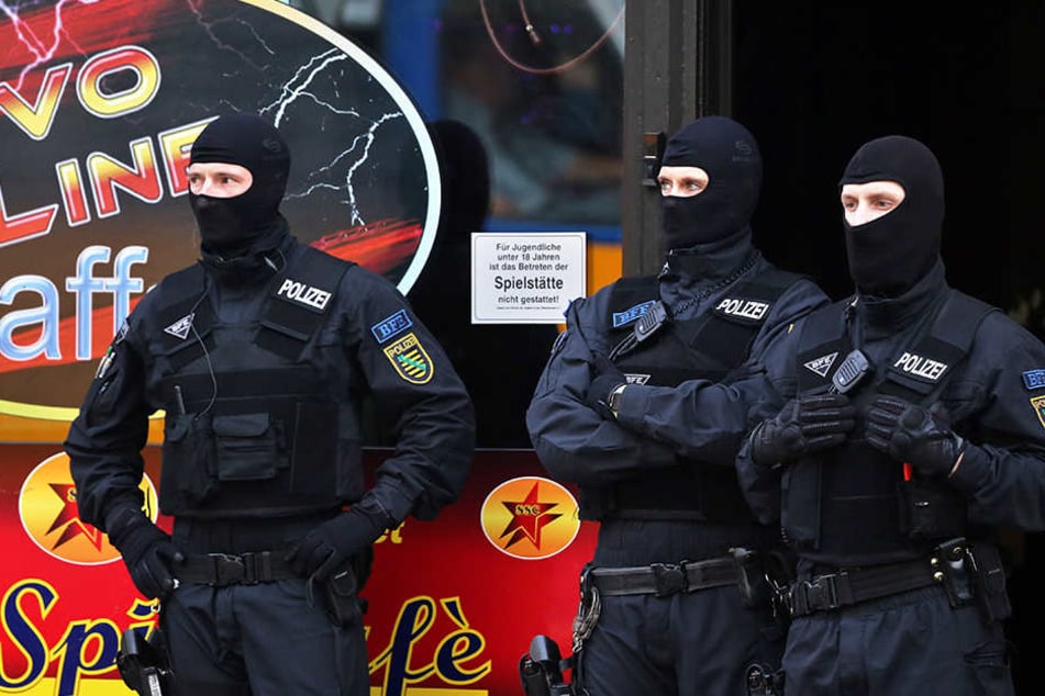 Erfolgreiche Razzien: Bei den Durchsuchungen Mitte und Ende Mai stieß die Polizei auf mehrere Kilo Marihuana und Crystal (Symbolbild).