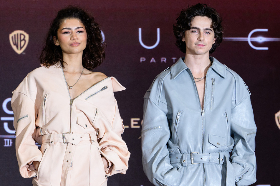 Zendaya (l.) twinned with co-star Timothée Chalamet for Wednesday's press event in Seoul, South Korea.