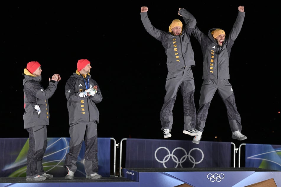 Ganz oben: Freudensprünge bei Johannes Lochner und Georg Fleischhauer.