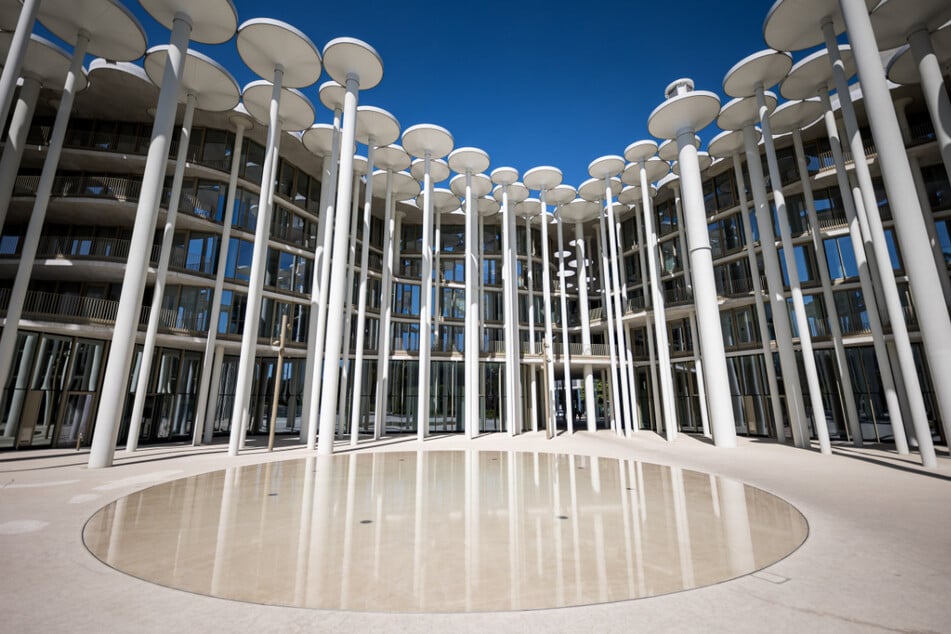 Der "Palazzo Prozzo" zu Leipzig - hier sitzt die Sächsische Aufbaubank, die für den Freistaat die Corona-Darlehen abwickelt und seit 2024 knallharte Rückforderungen stellt.