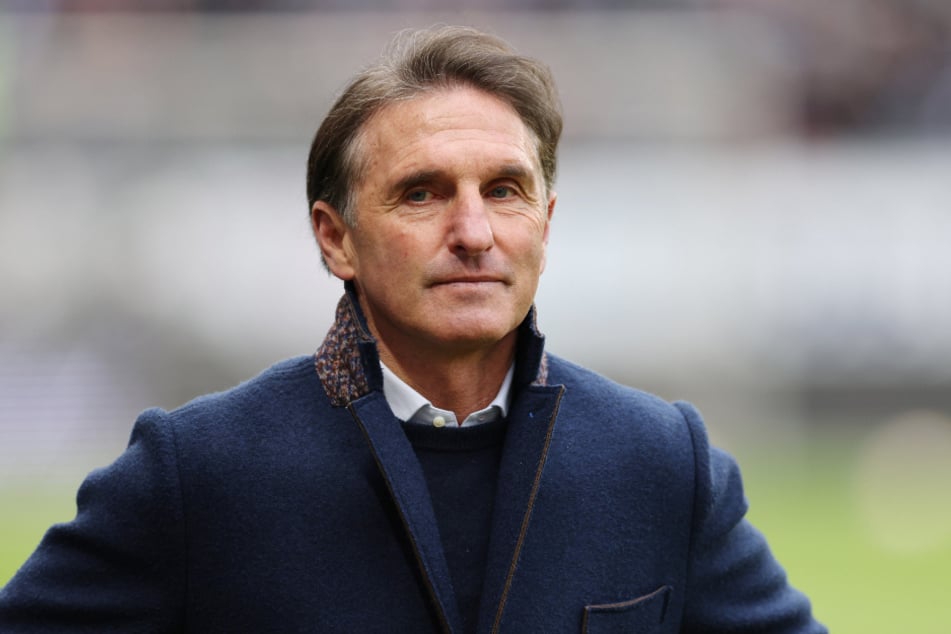 Bruno Labbadia (59) stand zuletzt im September 2016 an der Seitenlinie des HSV.